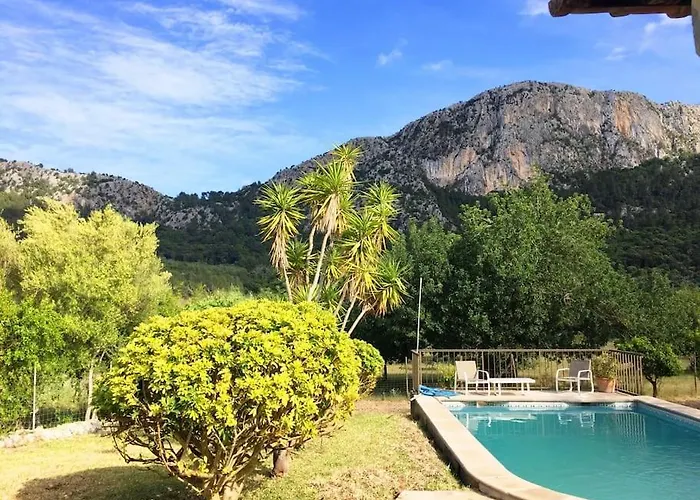 Pep, Con Piscina En *